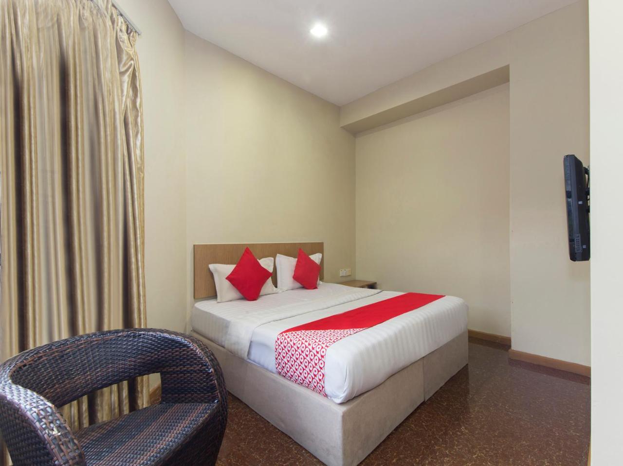 קואלה לומפור Oyo 422 Hotel Reno מראה חיצוני תמונה